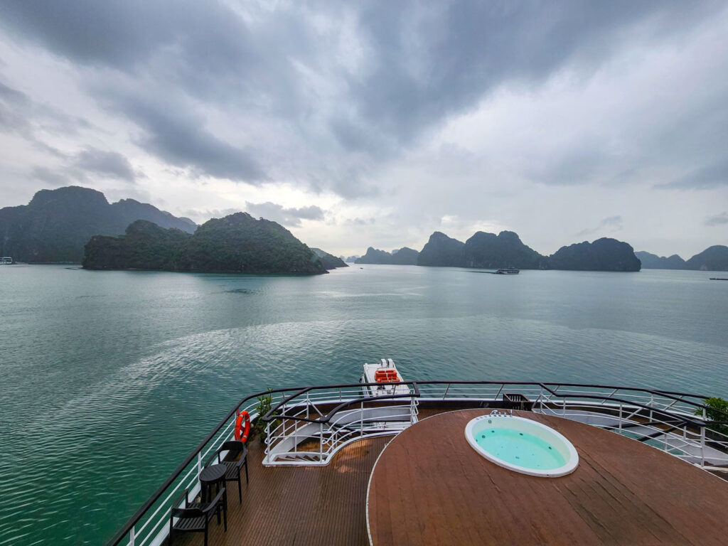 Ha Long Bay - Cruise Bay Mountain View Jacuzzi Pool - FE