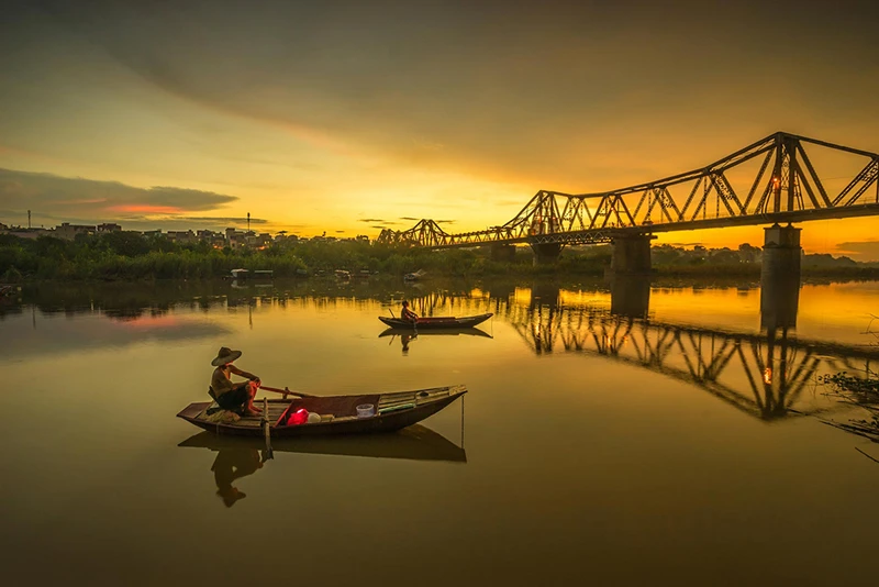 Hanoi---Long-Bien-Bridge-Sunset---Fareast247